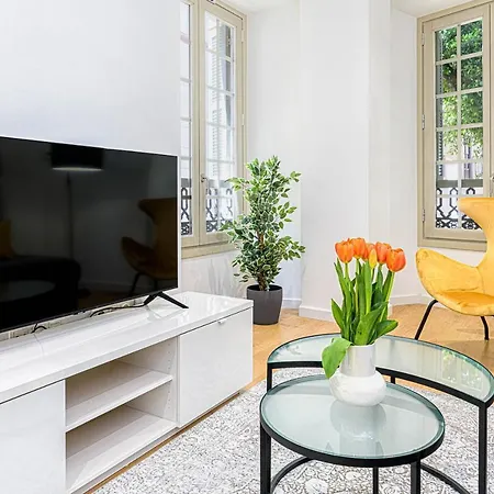 Wintowinrentals Historical Center & Free Parking Apartment